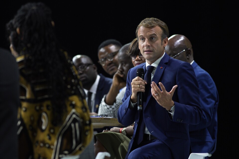 Frankrikes president Emmanuel Macron på "toppmöte" med unga afrikanska aktivister i Montpellier 8 oktober.