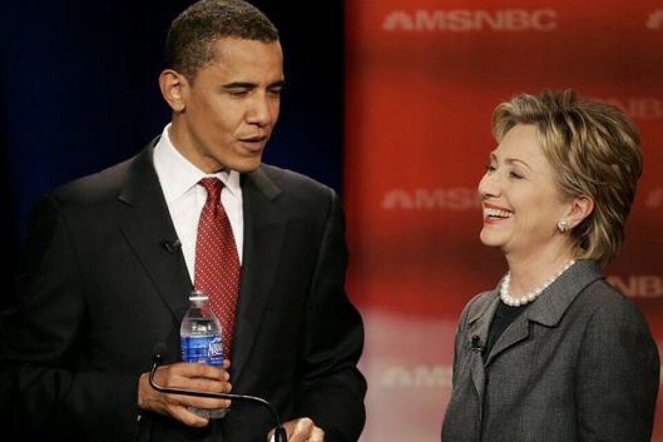 Barack Obama och Hilary Rodham Clinton inför Demokraternas primärval, april 2007.