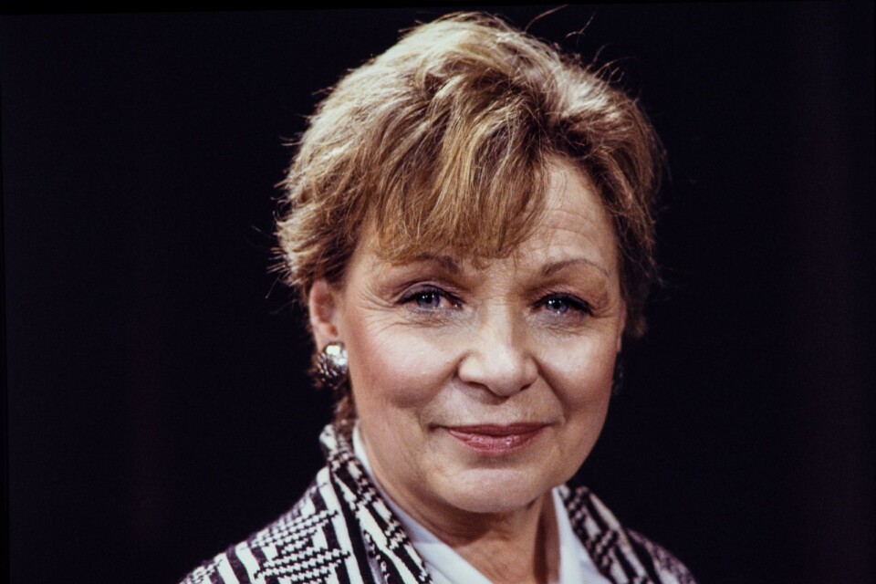 Sångerskan och skådespelerskan Ulla Sallert porträtt från mars 1988.