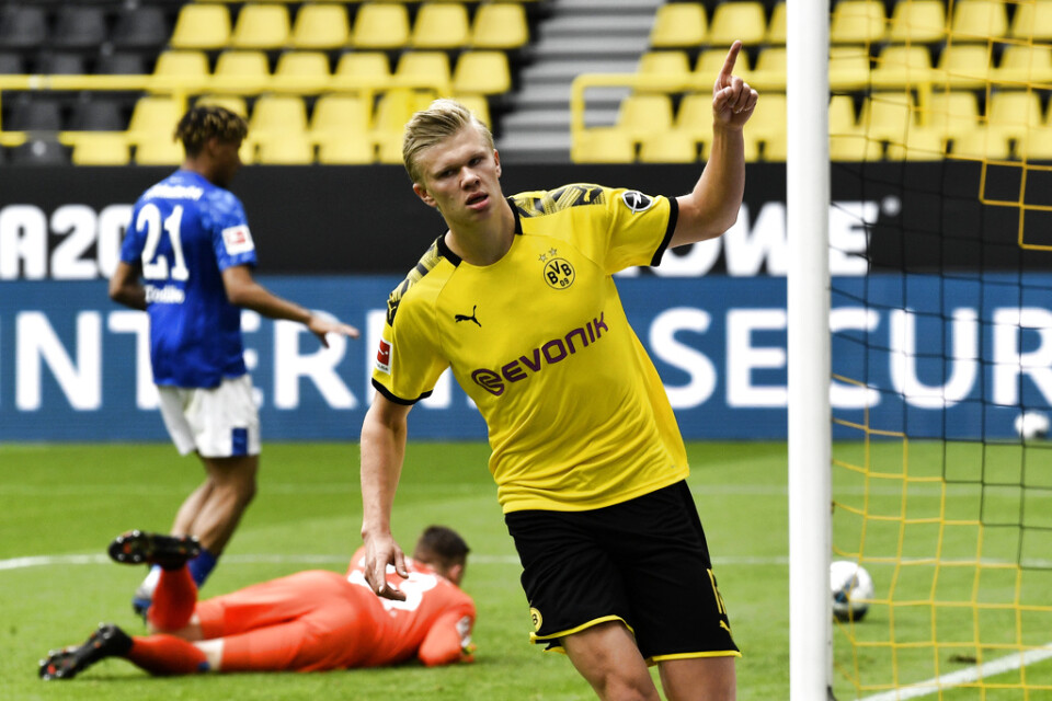 Dortmunds Erling Braut Haaland efter att ha gjort mål mot Schalke. Arkivbild.