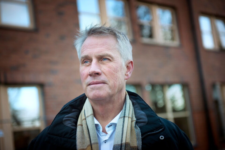 Häktet i Karlskrona är överfullt. ”Fram till i fredags har vi klarat oss genom att skicka runt folk, men då nådde vi vår bristningsgräns”, säger kriminalvårdschef Richard Boström.