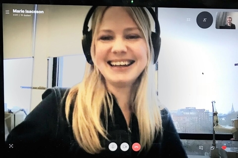 Marie Isacsson på Skype från London.