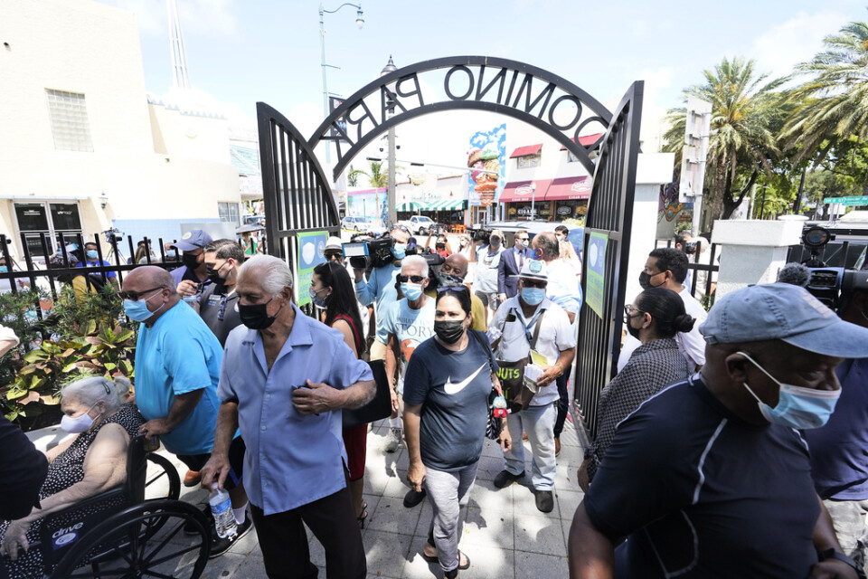 Maximo Gomez-parken i Miami har nyligen öppnat efter att ha varit stängd på grund av virusrestriktioner. Floridas guvernör Ron de Santis har fattat beslut om att slopa i princip alla virusrestriktioner i delstaten.