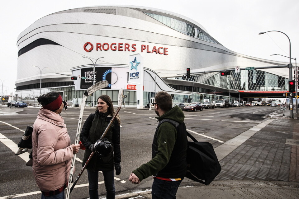 Provinsen Albertas ledare vill att NHL ska undantas från de kanadensiska reserestriktionerna så att Edmonton kan få arrangera slutspelsmatcher i sin arena Rogers Place. Arkivbild.