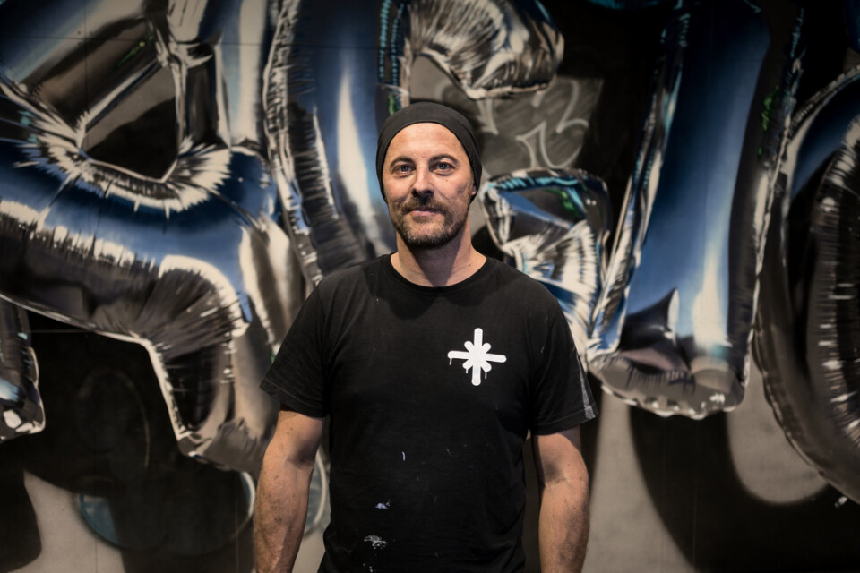 Graffitikonstnären Daniel Fahlström, känd som Huge. Pressbild.