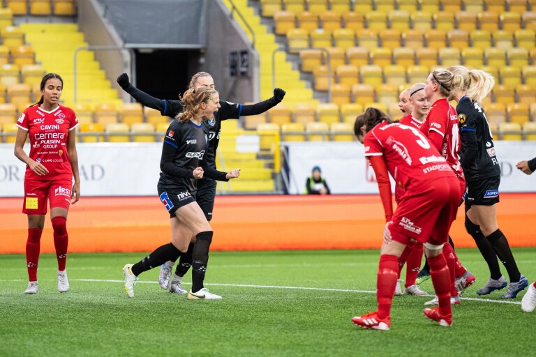 Var trött på fotboll – nu förlänger mittbacken med Växjö DFF