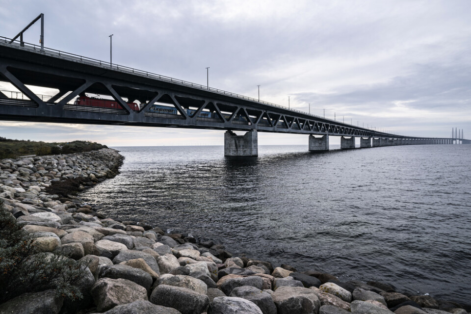 Nu går det att ta Öresundsbron till Danmark. Men det gäller bara för den som har en dansk partner, ett barnbarn i landet eller äger ett sommarhus i Danmark. Arkivbild.