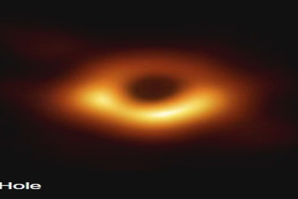 Den historiska första bilden från ett svart hål. Ett enormt vetenskapligt genombrott som kan leda till ett Nobelpris i fysik.