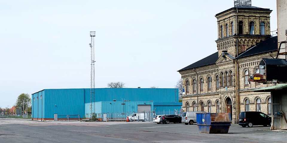 Husen på Lotsgatan: Åhus Hamn anklagar kommunen för avtalsbrott