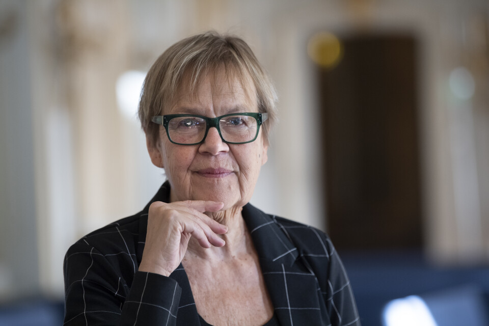 Tua Forsström beskriver Espmark som "en klippa" och en "fast punkt" i Svenska Akademien.