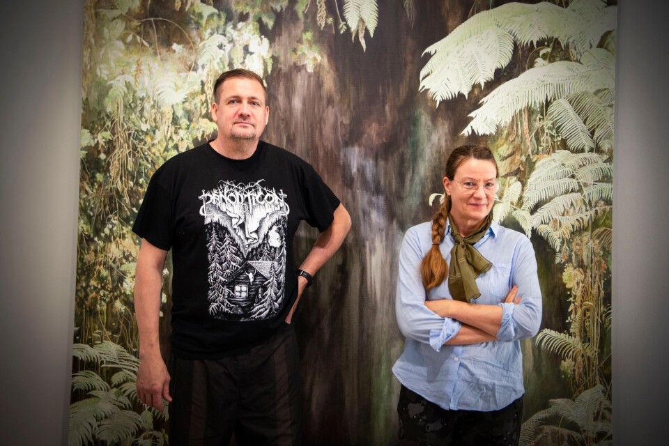 Fredrik Söderberg och Christine Ödlund visar en bit in i januari utställningen ”Det Okända Livets Psykiska Gåtor" på Kristianstads konsthall.