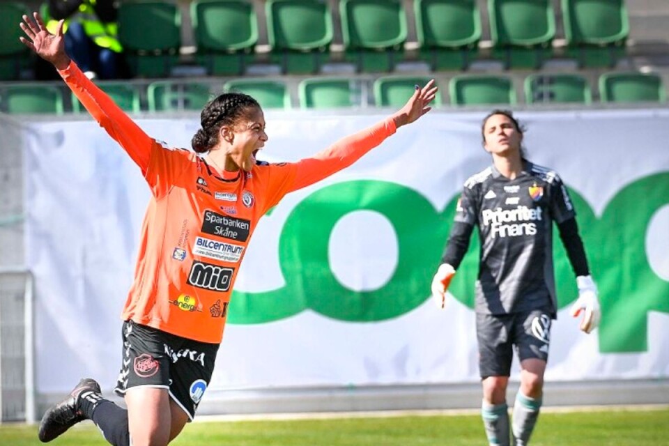 Sveindis Jane Jonsdottir, 19 år från Island, avgjorde matchen med sitt 2-1 mål i hemmapremiären mot Djurgården.