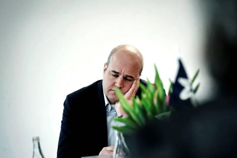 Fredrik Reinfeldt och regeringen brottas med konjunktur och hög ungdomsarbetslöshet. Det här var den första resan av flera med fokus på verksamheter som verkar för att få fler människor i arbete.