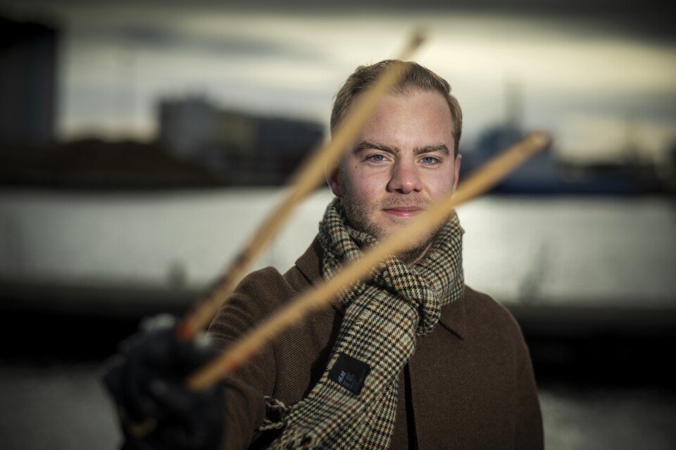 Adam Ross från Lindsdal är en av landets flitigast anlitade jazztrummisar.