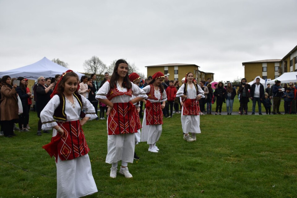 The group Ardhmerija danced an Albanian folk dance.