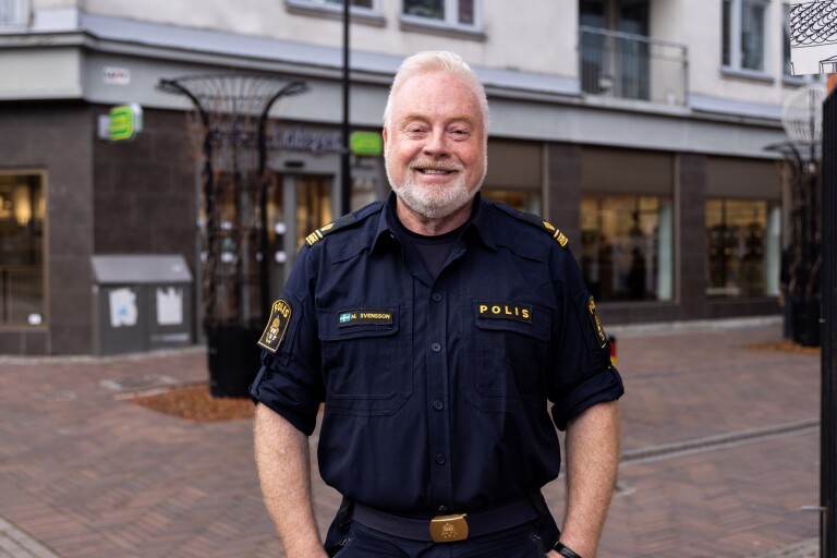 Uppskattad kommunpolis går i pension – men vill fortsätta hjälpa andra