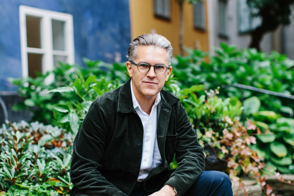 John Mellkvist, PR-konsulten som bestämde sig för att förändra åldersdebatten i Sverige, är sommarboende i Borgholm. Nu är han aktuell med boken ”Välj din ålder”.