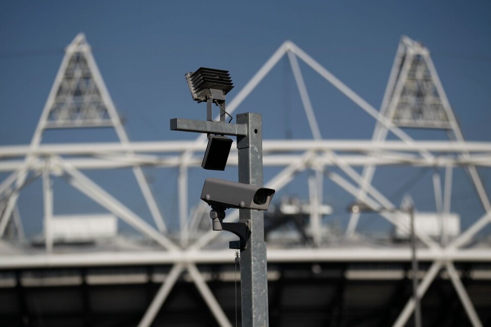 På Londons gator skannar kameror efter misstänkta och efterlysta personer.