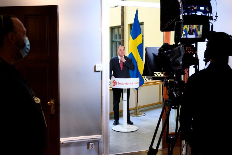 Statsminister Stefan Löfven förbereder sitt digitala förstamajtal.