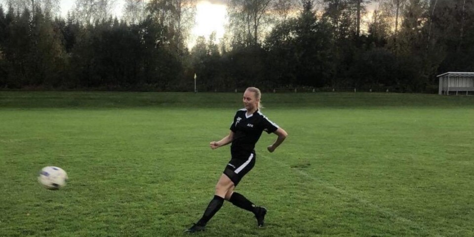 Med 25 mål blev Tilda Isaksson bästa kvinnliga målgörare i Sjuhäradsfotbollen 2020. Nu är 17-åringen klar för Bergdalen.