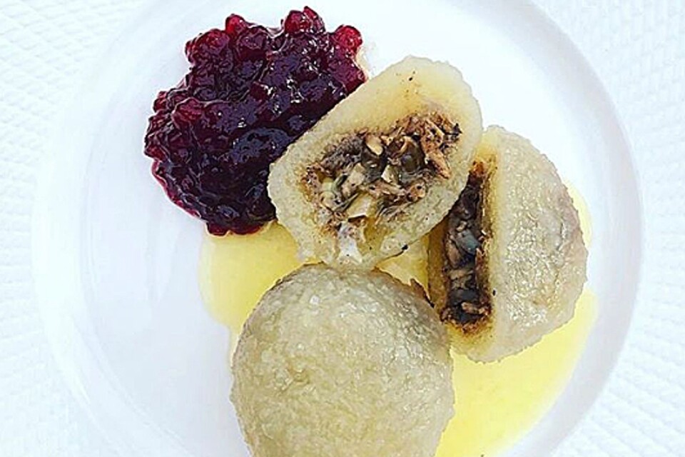 Specialitet från Öland. ”De smakade ljuvligt med den söta och salta smaken tillsammans med grädden”, säger Sofyan Aswad.