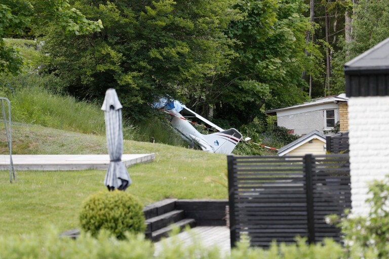 Två män döda efter svåra flygkraschen i Borås