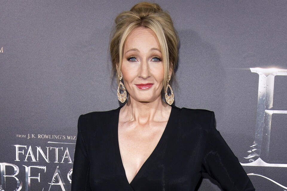 J K Rowling donerar pengar till välgörande ändamål. Arkivbild.