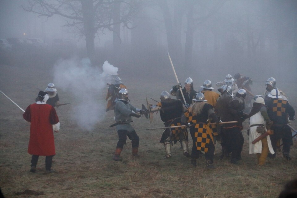 Scen från dramatiseringen av Slaget vid Åsunden i Skottek i söndags.
