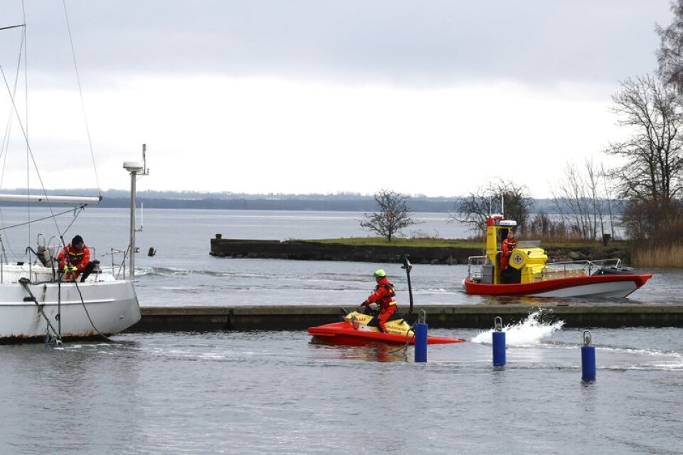 Både räddningstjänst och Kalmar sjöräddningssällskap var snabbt på plats.