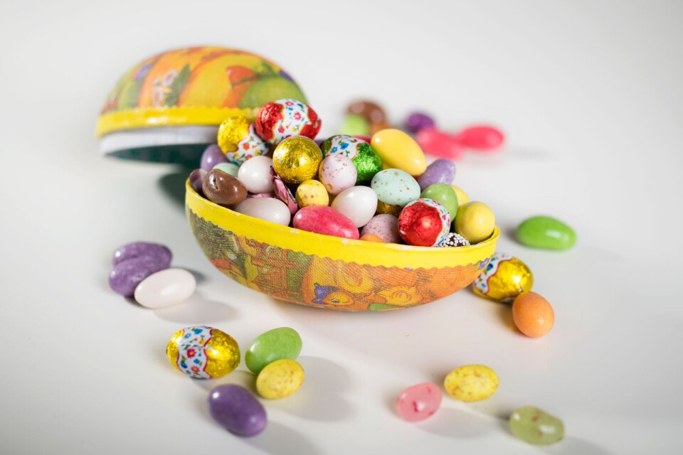 We eat a lot of candy at Easter, 1,4 kilogram per person.