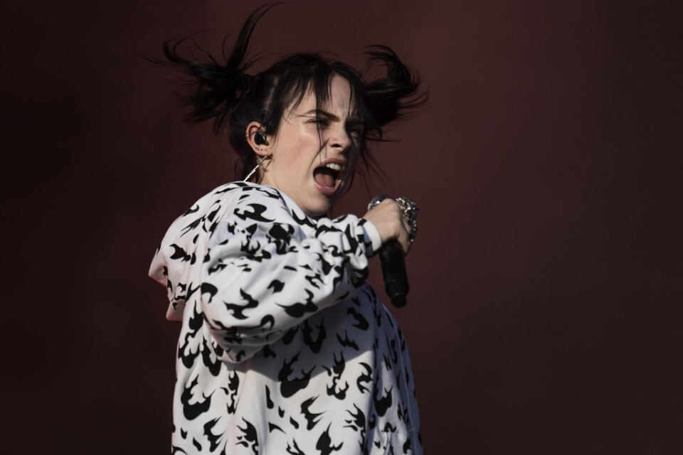 Billie Eilish uppträder på Lollapalooza på Gärdet i Stockholm 2019. Arkivbild.