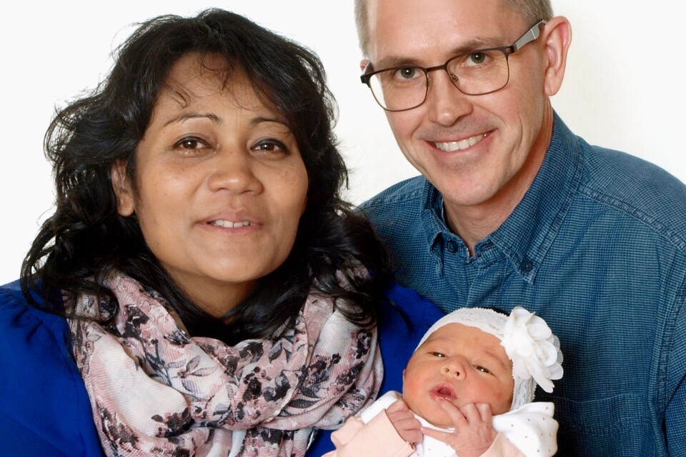 Sunitha Nielsen och Roger Nilsson, Norra Honungstorpsvägen 22, Löttorp, fick den 2 november en dotter som heter Felicia. Vikt 3264 g, längd 51 cm. Syskon: Maritha.