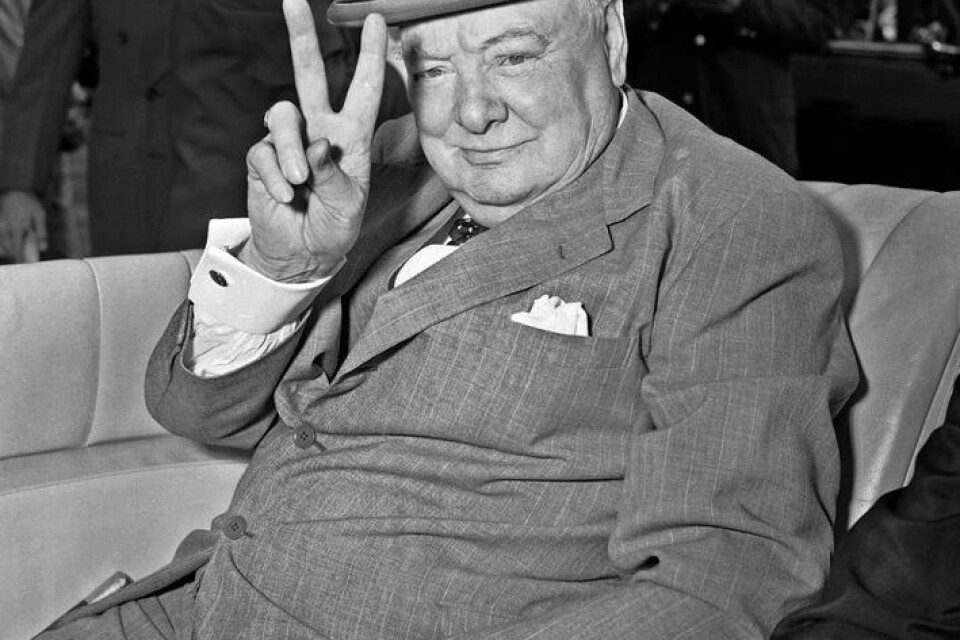 Winston S. Churchill föddes 1874 och dog den 24 januari 1965.