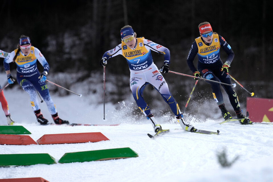 Ebba Andersson fick nöja sig med en fjärdeplats i den näst sista etappen av Tour de Ski.