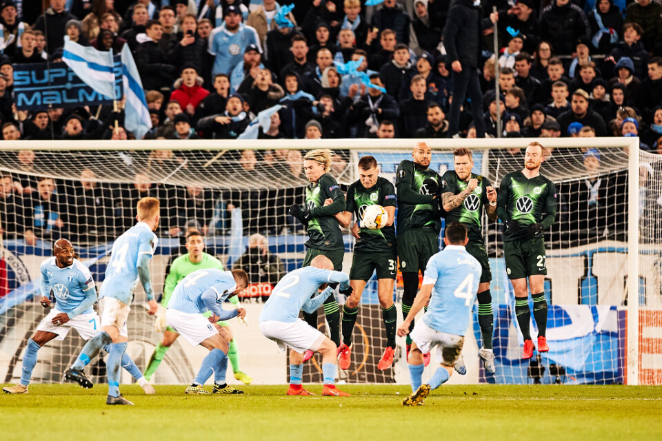 Nent Group har köpt tv-rättigheterna till Europa League och Europa Conference League. Här Malmö FF:s Europa League-match mot Wolfsburg i februari.
