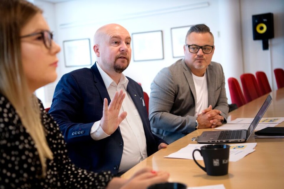Elin Petersson, 
Magnus Gärdebring och 
Magnus Sandgren toppar moderaternas lista till kommunfullmäktige.