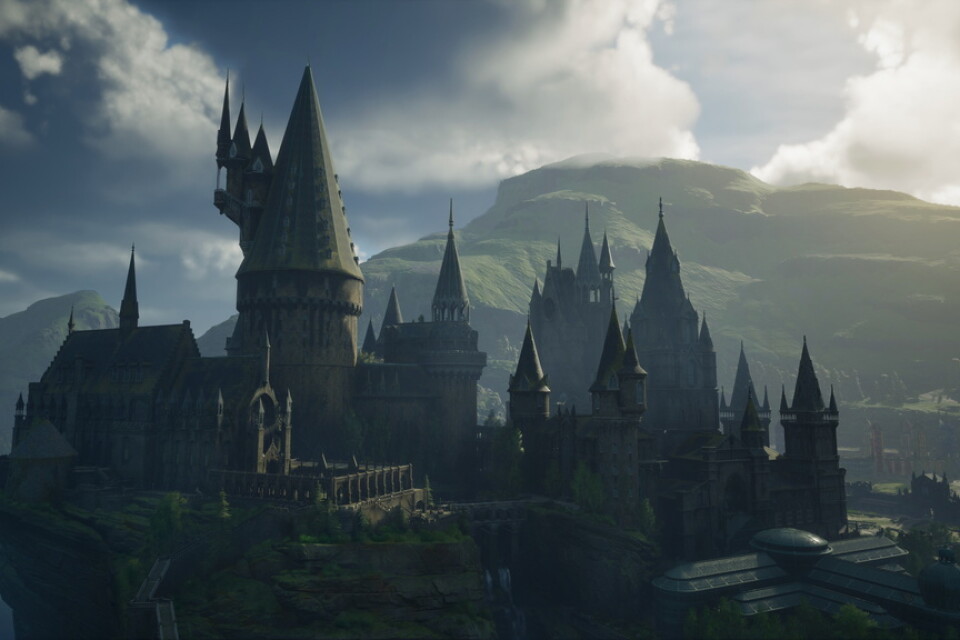 Magiskolan är enorm – det är lätt att gå vilse bland tinnar och torn. Och det är också meningen att spelaren ska kunna förlora sig i "Hogwarts". Pressbild.