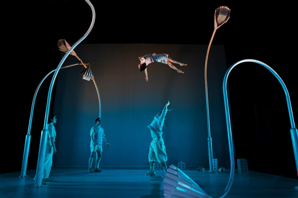 "Moln" är en av många föreställningar som spelas under cirkusfestivalen Cirkusmania. Pressbild.