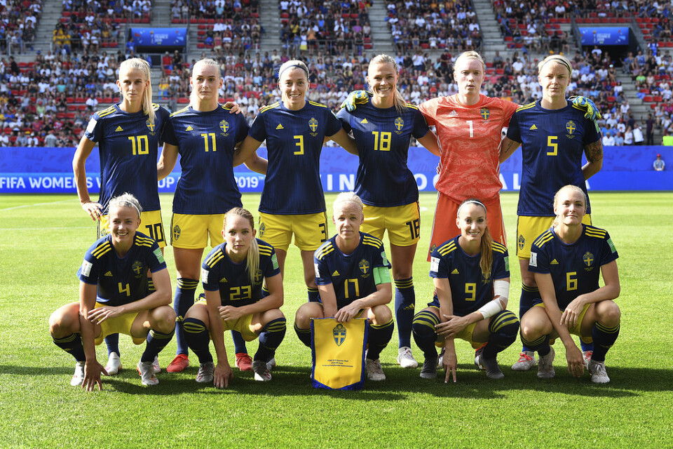 Det svenska landslaget inför kvartsfinalen mot Tyskland – en match som i snitt lockade nästan 1,5 miljoner tittare.