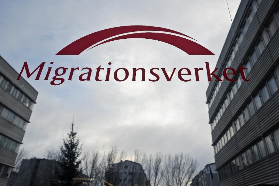 Färre än väntat tar sig till Sverige för att söka asyl. De långa handläggningstiderna har gjort Sverige mindre attraktivt som asylland, enligt Migrationsverket. De omfattande konflikterna i Mellanöstern och Nordafrika har fått fler människor att söka sk