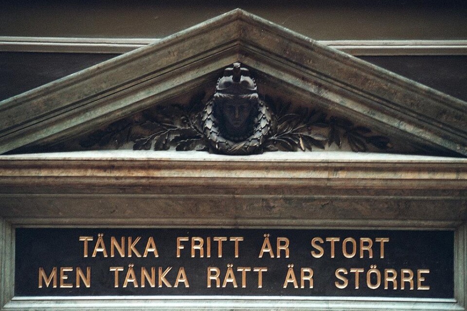 "Tänka fritt är stort men tänka rätt är större". Citat från hus på Uppsala Universitet. Arkivbild.