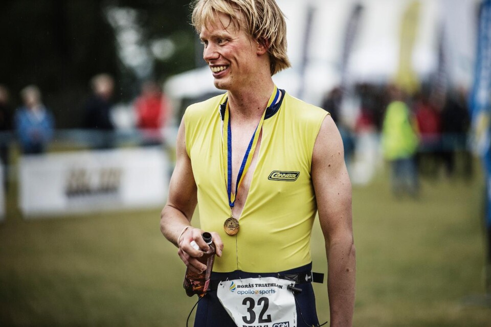 Erik Wickström är en lokal idrottsprofil, som dyker upp i många olika sammanhang. I går blev han tvåa i Borås Triathlon.