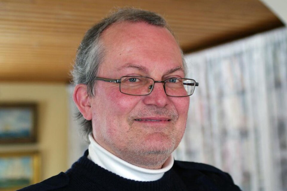 Patrick Ståhlgren (M), ordförande i Tingsryds samhällsbyggnadsnämnd, slår larm om Linnerydsvägens dåliga kondition.