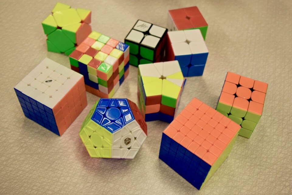 Rubiks kub finns i en nästan oändlig mängd former och svårighetsgrader.