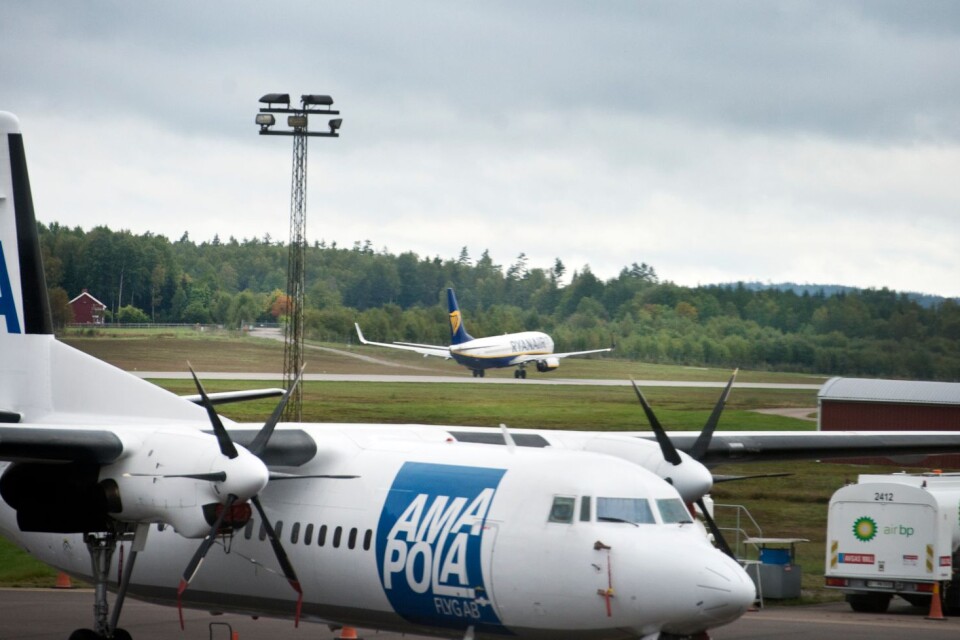 Ulf Axelsson, Växjö Småland Airport, och Fredrik Kämpfe, Transportföretagen, skriver att det är viktigt att regionen har en flygplats.