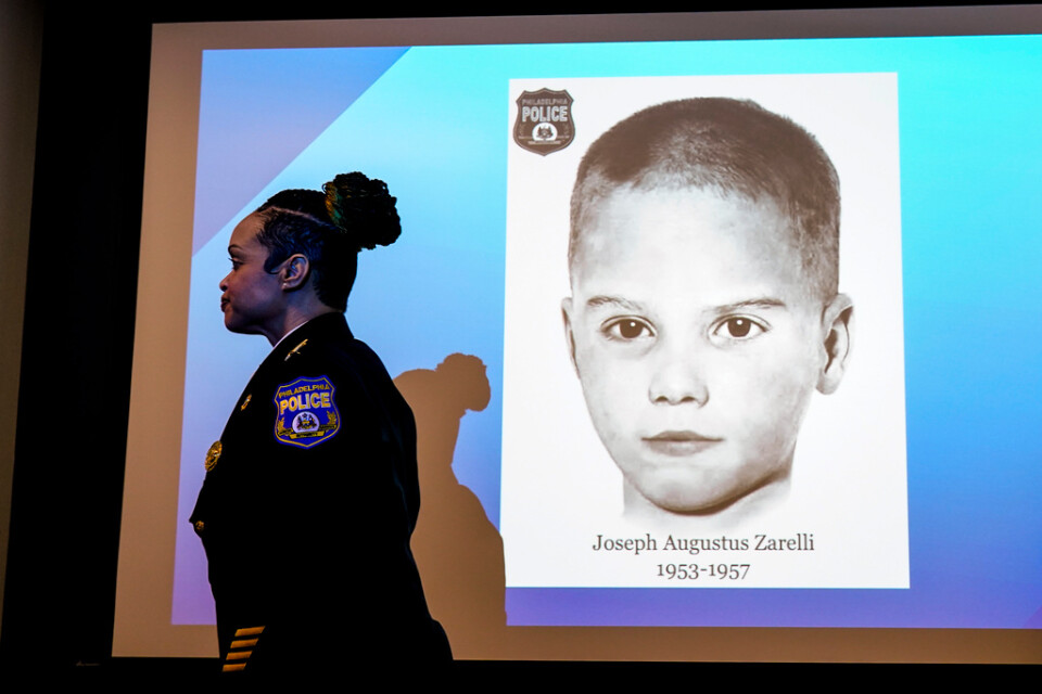 Den amerikanska polisen har nu kunnat identifiera den lilla pojke som 1957 hittades död i en låda i Philadelphia.