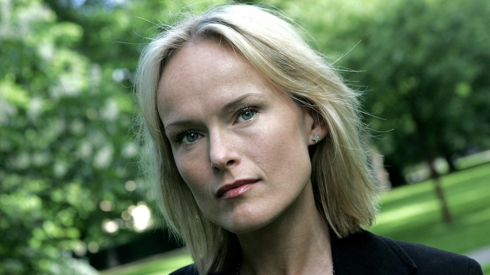 Cajsa Stina Åkerström har bland annat medverkat i Melodifestivalen 2014 med låten En enkel sång. Foto: Jack Mikrut/TT