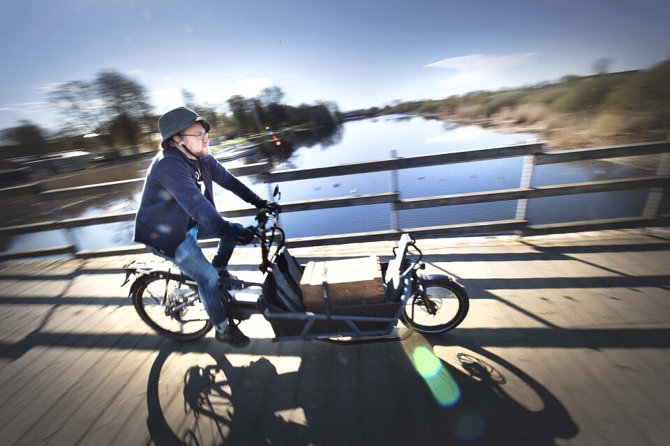 Cykling ökar i världen, men hur ser satsningen ut i Kristianstad? Cykelentusiasten Tomas Stanislawski menar att den kunde vara bättre.