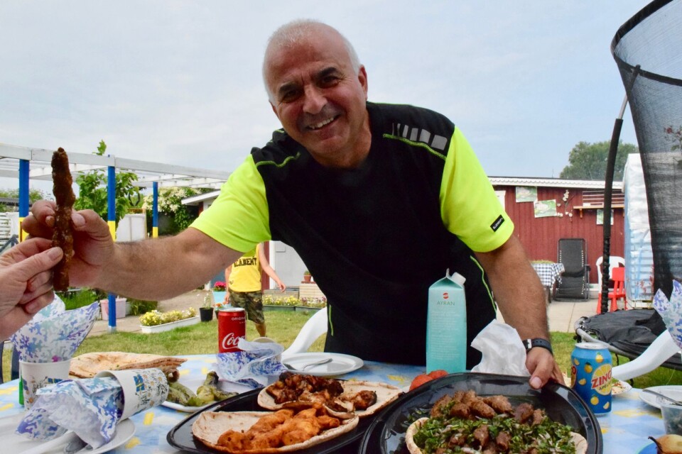 Abdullah's kebabs are well- known for their great flavour.Before the pandemic he used to come to Kulturdagen, for  example, and sell his grilled kebabs.