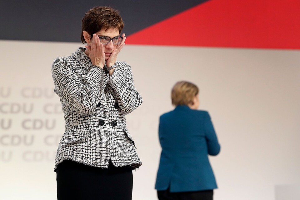 Annegret Kramp-Karrenbauer hade svårt att hålla tillbaka tårarna när det stod klart att CDU valt hennet till ny partiledaren efter Angela Merkel.